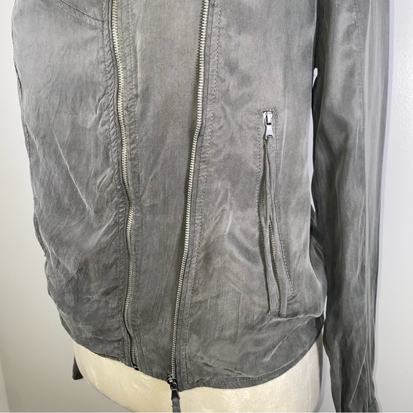 Blank NYC lightweight off center zip front jacket size XS gray - Picture 9 of 11